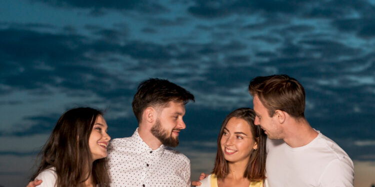 Tenerife at Night: Where to Eat, Drink, and Hang Out