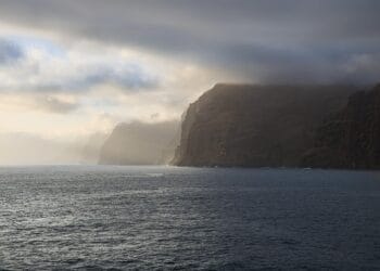 From Beaches to Mountains: Exploring Tenerife’s Diverse Landscapes
