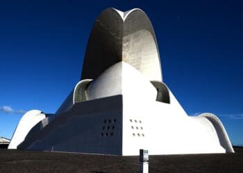 Exploring Los Cristianos: A Hidden Gem on Tenerife’s Coast
